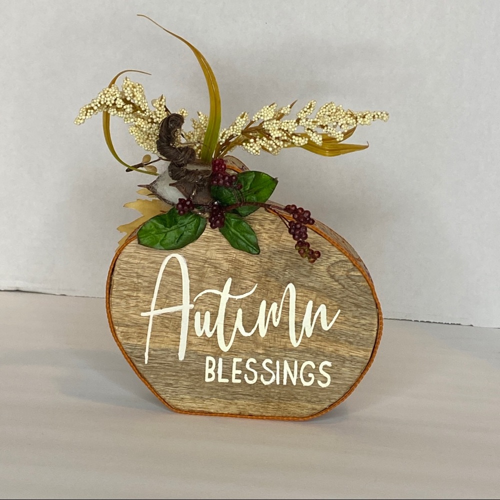 Autumn Blessings Sliced Log Pumpkin